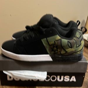DC Shoes Size 14 Mens. Black and Green Camouflage